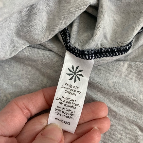 Athleta Navy Print Strappy Tank L - Picture 3 of 4